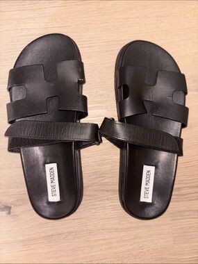 Steve Madden Matte Black Velcro Strap Slides